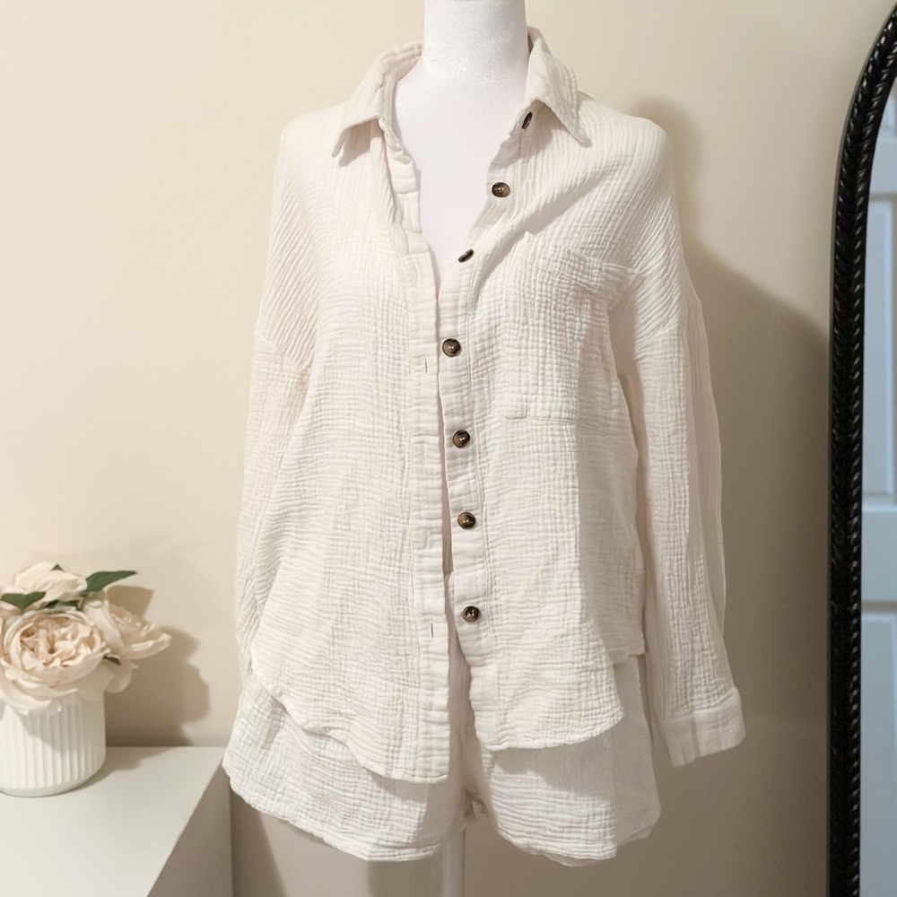 White Linen-Look Two Piece Set | Button Down Shirt + Shorts | Size M| 100%cotton